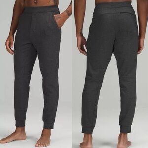 Lululemon Athletica Intent Men's Dark Heather Gray Jogger Sweatpants Size Small